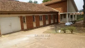 5bdrm Bungalow in Kololo Property, Central Division for Rent