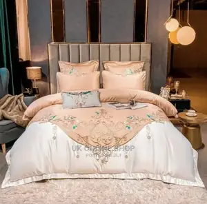 4pcs Satin Cotton Embroidery Patchwork Duve Cover Set Silky