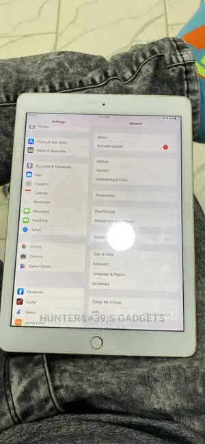 Apple iPad 9.7 32 GB White