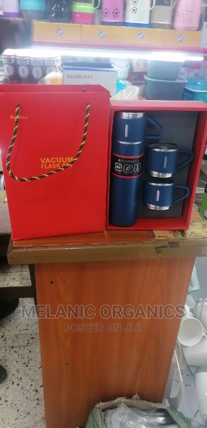 Vacuum Flask Gift Set (Valentine Gift)