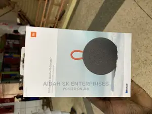 Mi Portable Bluetooth Speaker