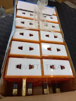 Universal Power Plugs