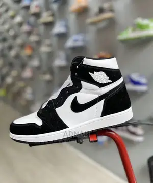 Nike Air Jordan 1