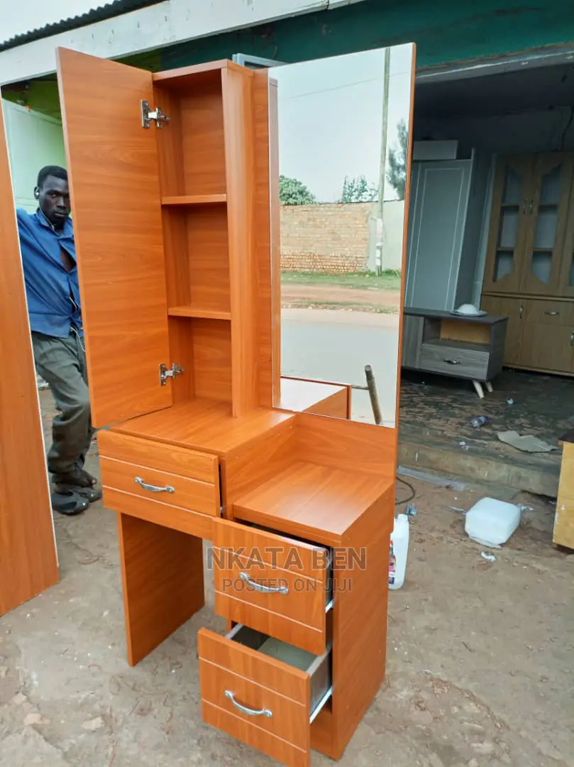 Cherr Dressing Mirror