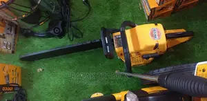 Gasoline Chainsaw Ingco 24"