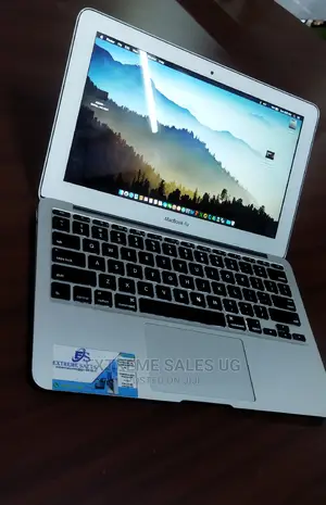 Laptop Apple MacBook Air 4GB Intel Core I5 SSD 128GB