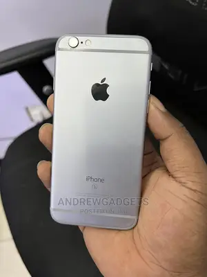 Apple iPhone 6s 64 GB Gray