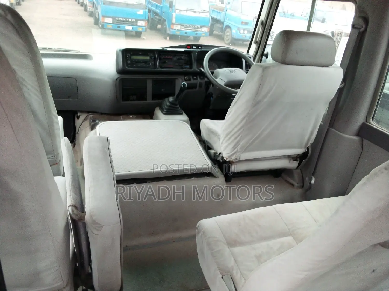 Mitsubishi Rosa 2007 White