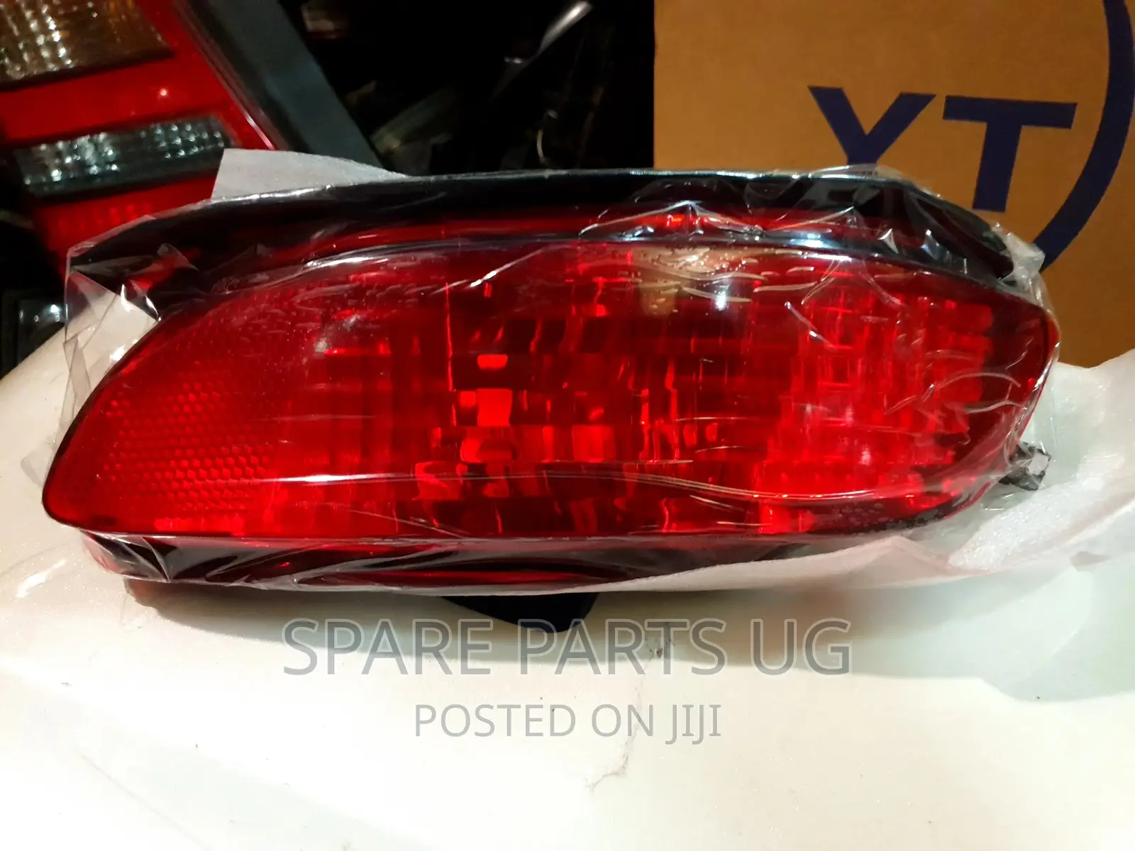 Harrier Kawundo Rear Bumper Reflector