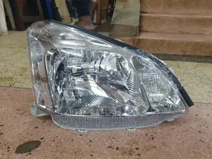 Headlamp Premio 2002 - 2007