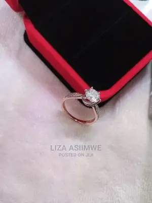 Quality Engagement Rings Available With Rhe Ring Box