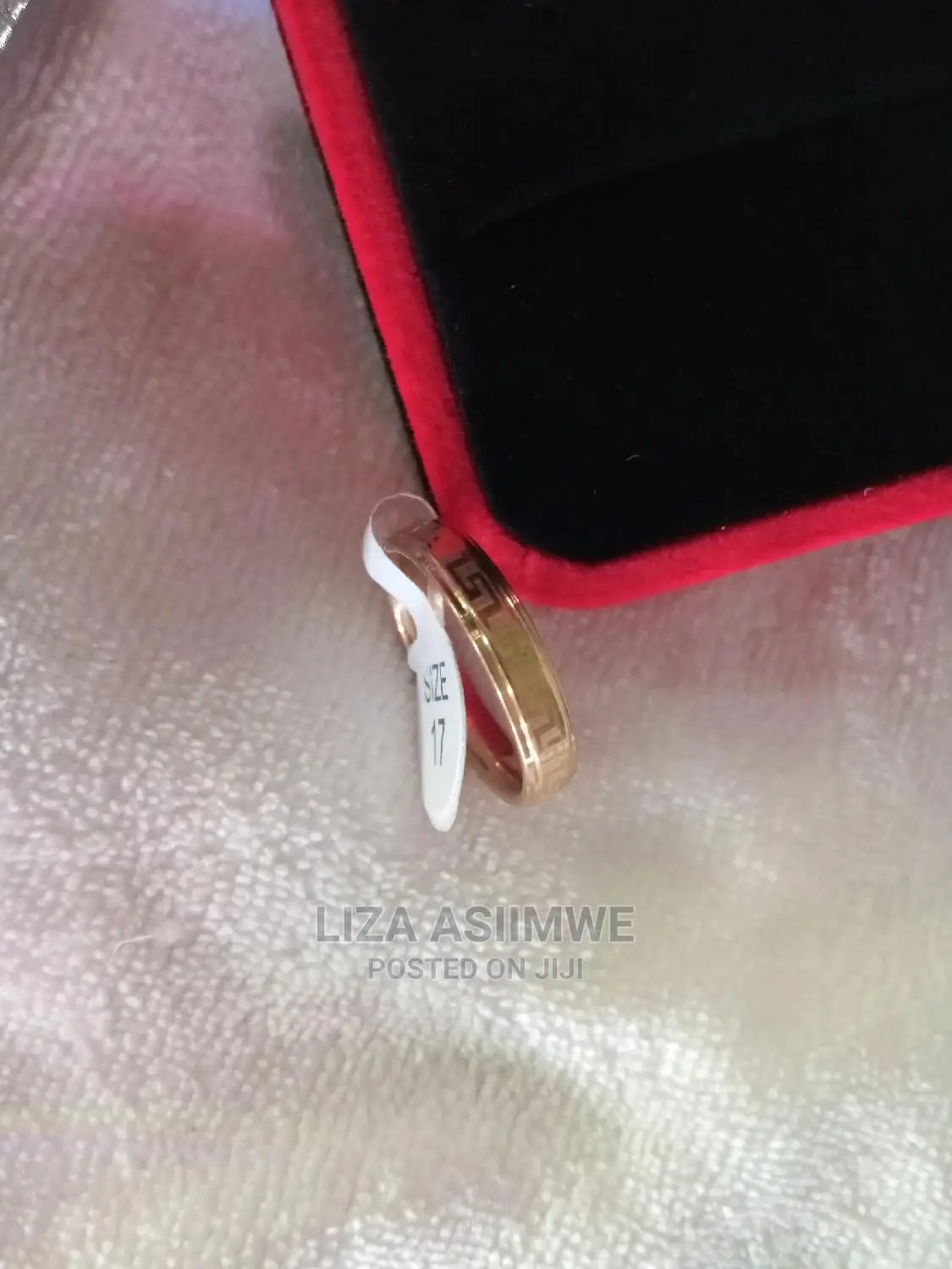 Wedding Rings Available With the Ring Box