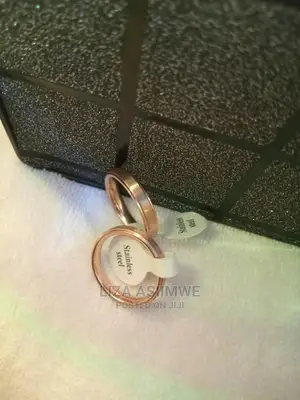 Couple Wedding Rings Available